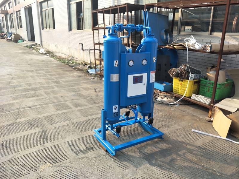 吸附式干燥機(jī)